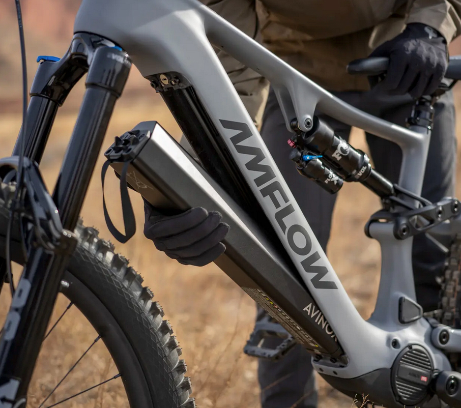 6-vtt-electrique-amflow-pr-carbon batterie lithiul amovible vtt électrique Amflow PR Carbon