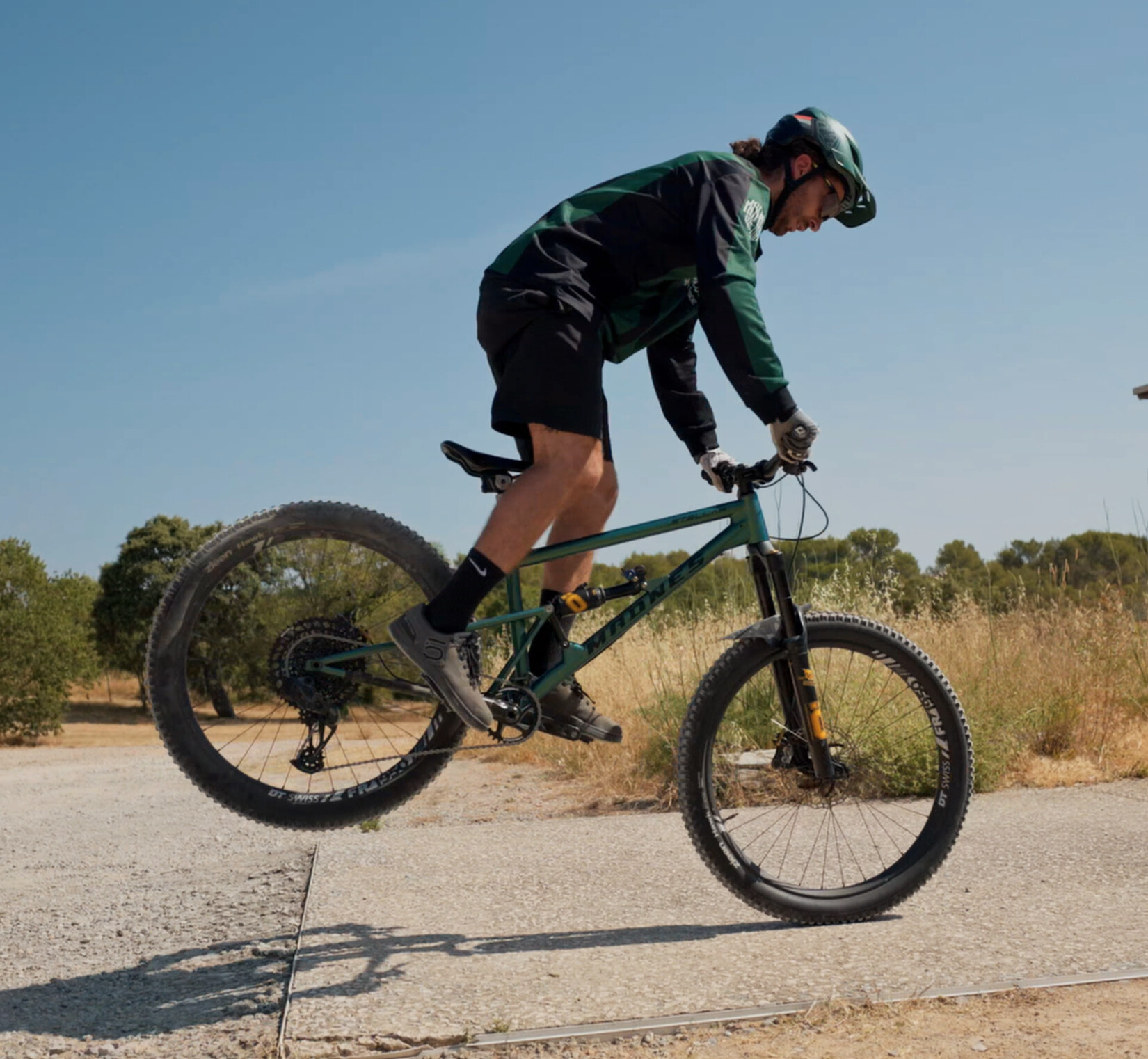le saut vtt bunny hop